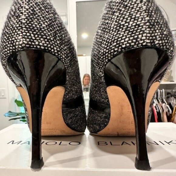 MANOLO BLAHNIK Coupe Tweed.  Size 38 1/2" - Picture 4 of 9